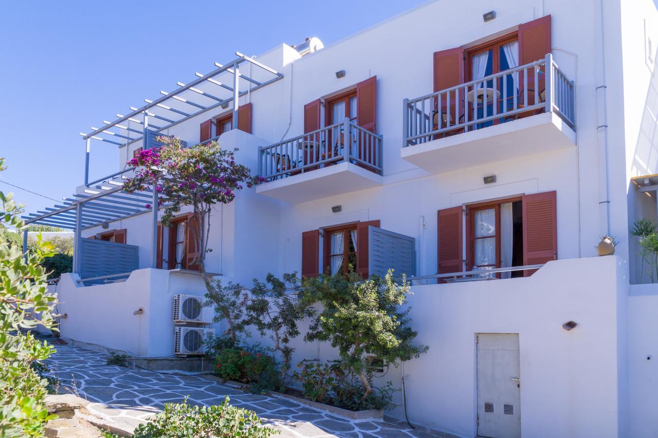 Hotel Manto ناوسا المظهر الخارجي الصورة